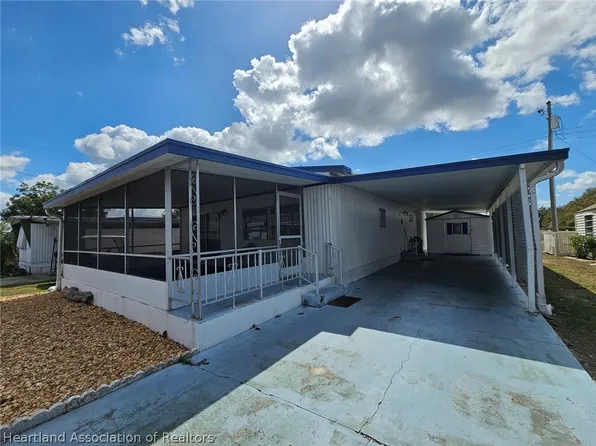 8135 Von Maxcy Rd, Sebring, FL 33870