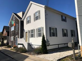 11 Potter St, Newport, RI 02840