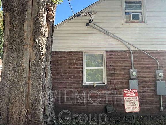 3rd image of 615 N Tibbs Ave #I