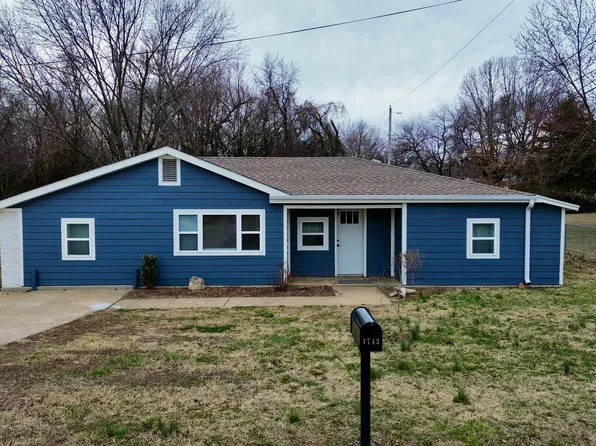 1743 N Old Orchard Ave, Springfield, MO 65803