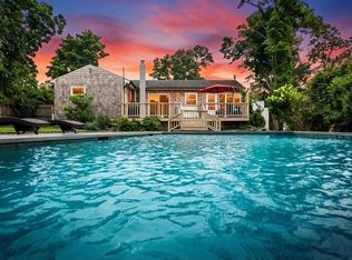 4019 Noyack Rd, Sag Harbor, NY 11963