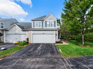 1066 Colonial Dr, Joliet, IL 60432