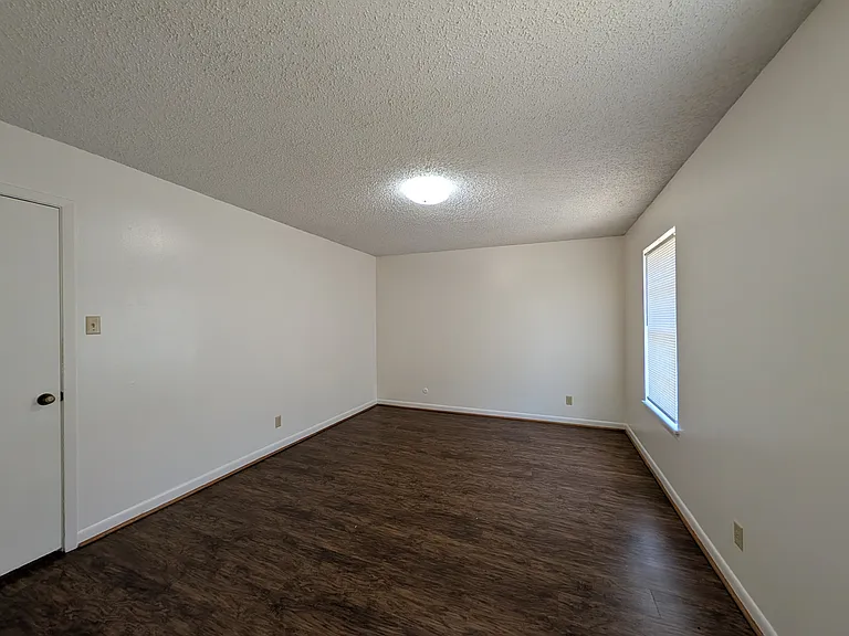 403 W Heritage Dr — Photo 35