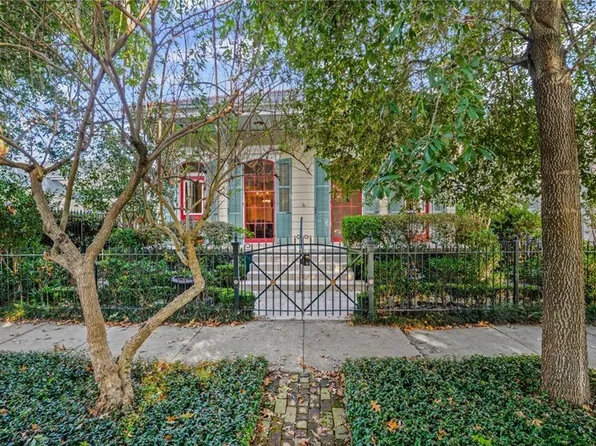 210 Olivier St, New Orleans, LA 70114