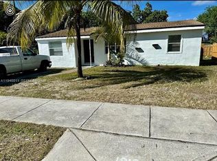 17 Edmund Rd, Hollywood, FL 33023