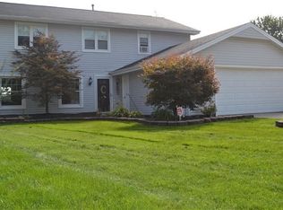 9969 Pebble Beach Cv, Aurora, OH 44202