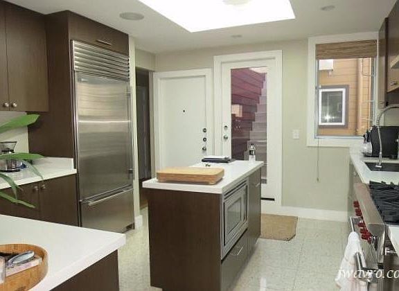 3rd image of 2829 Steiner St #3