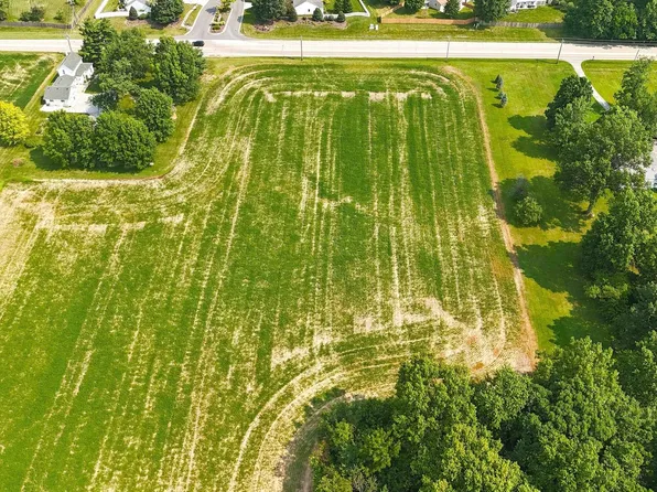 W Dupont Rd, Fort Wayne, IN 46818