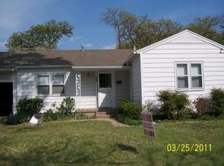 402 Collins Dr, Irving, TX 75060