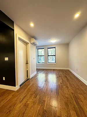 Rented by Cityside Rentals Corp | media 16