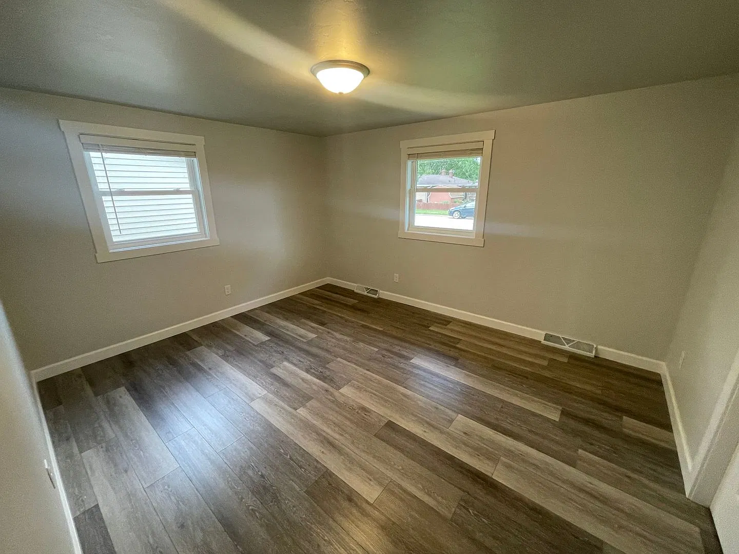 2 Bed 1 Bath Ranch Duplex — Photo 4
