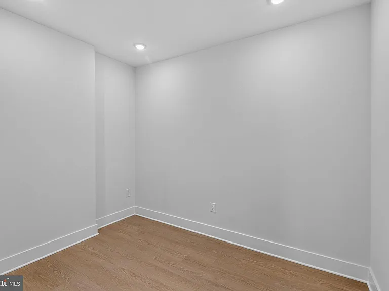 1650 Columbia Rd NW #402 — Photo 15