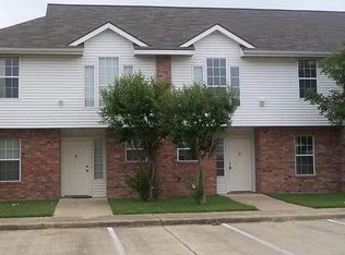 1401 Summit St APT 2, College Station, TX 77845