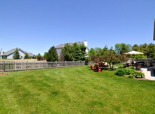 229 E Redding Cir, Belgium, WI 53004