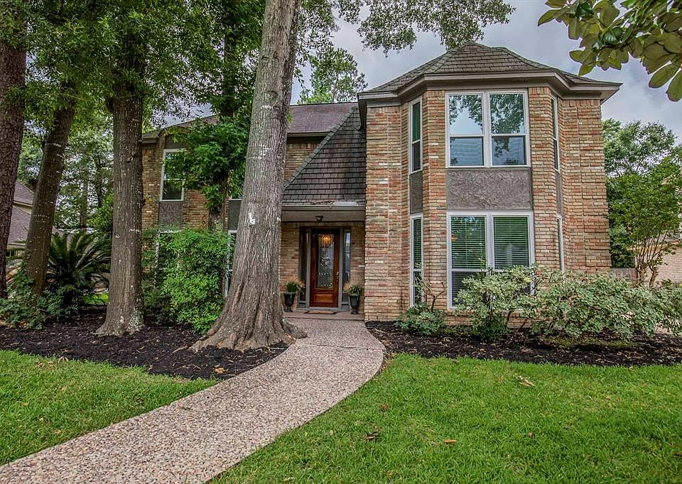 WELCOME to 17631 Terrawren Lane. Recent paint and Low-E windows are just a few of the updates you'll find here.