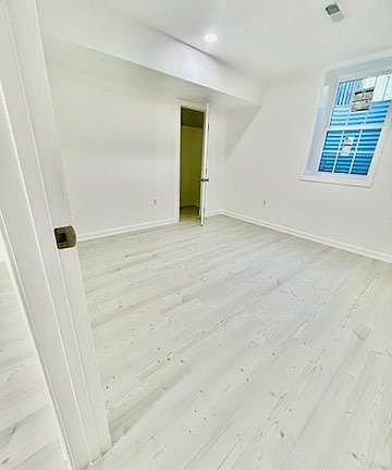 4th image of 4419 Woods Edge Ct #Basement