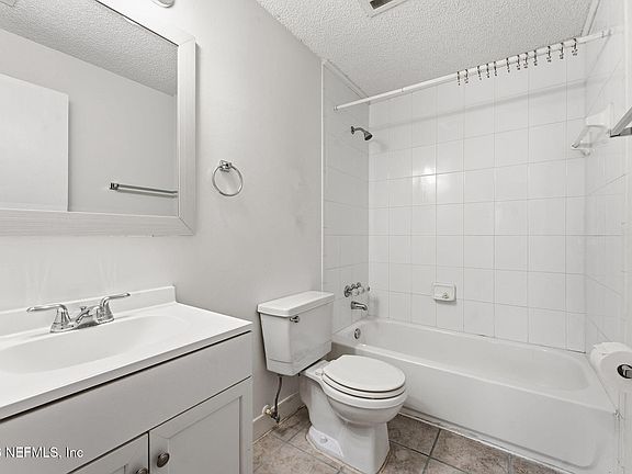 4th image of 1738 EL PRADO Road #8