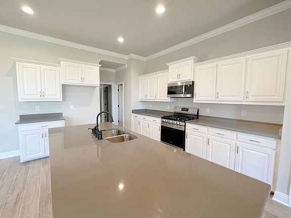 Klein III A - Kitchen - DSLD Homes