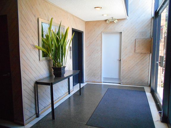 2nd image of 1539 N Laurel Ave APT 203
