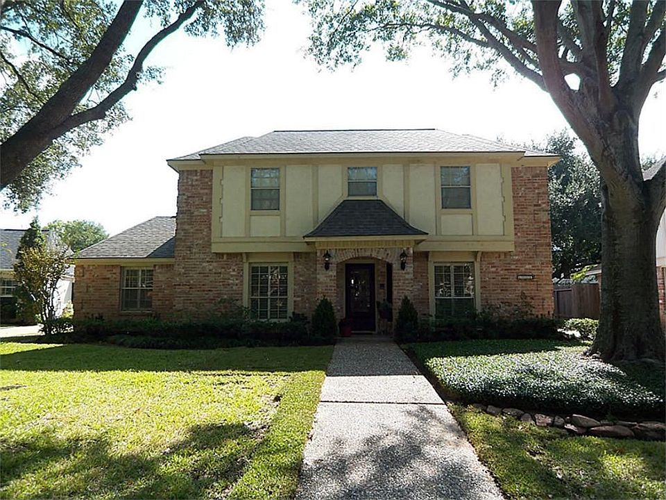 1st image of 1422 Dominion Dr