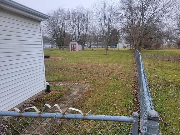 3rd image of 208 Crestwood Ln Lot 8