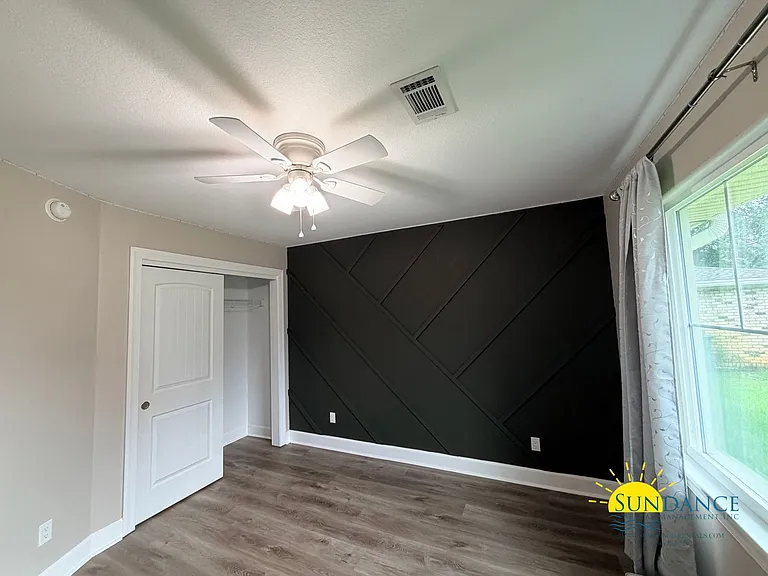 404 Lee Ln — Photo 12