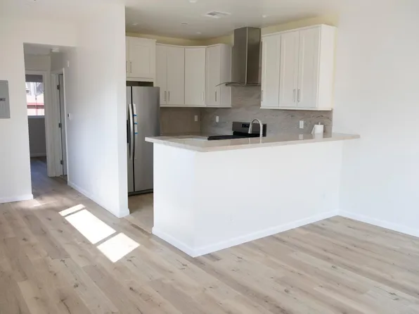 1651 W Kenneth Rd #A, Glendale, CA 91201