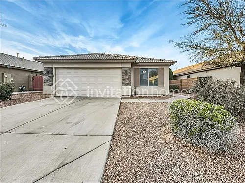 12506 W Lincoln St Photo 1