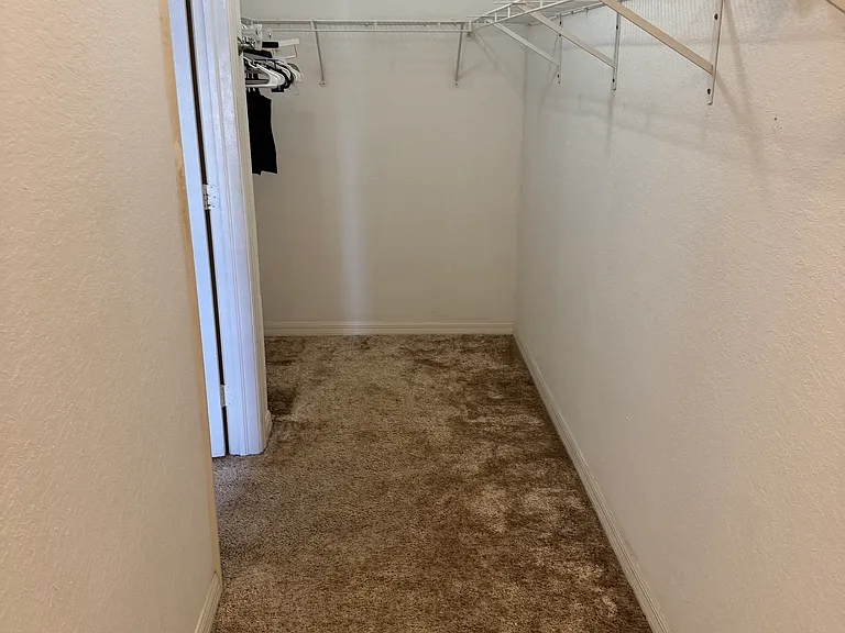 2693 Sunset Lake Dr — Photo 11