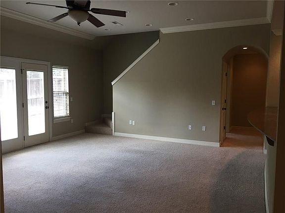 4th image of 4213 N Meadow View Dr