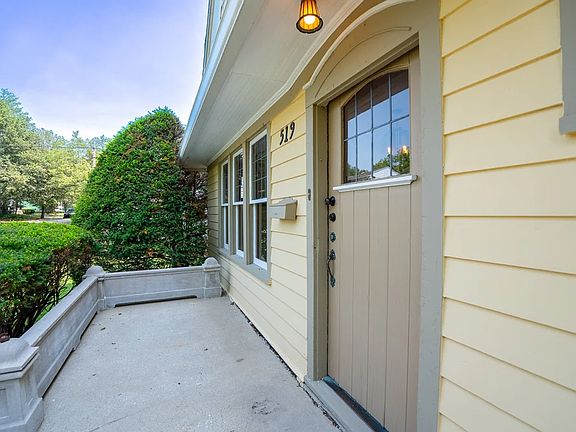 2nd image of 519 S Fess Ave
