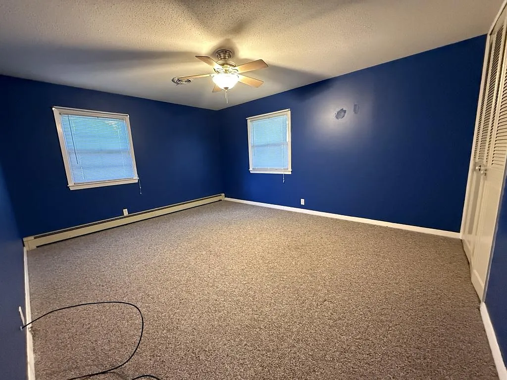 1032 Sunset Dr — Photo 4