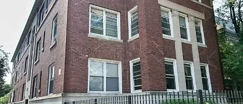 4450 N Sheridan Rd Photo 1