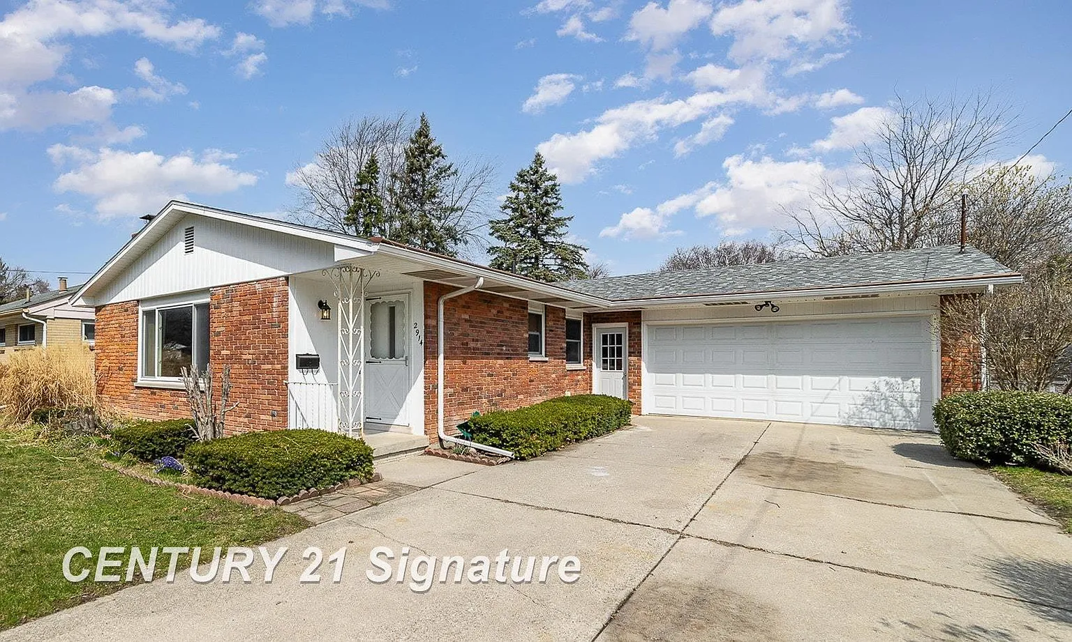 2914 Deindorfer St photo 1