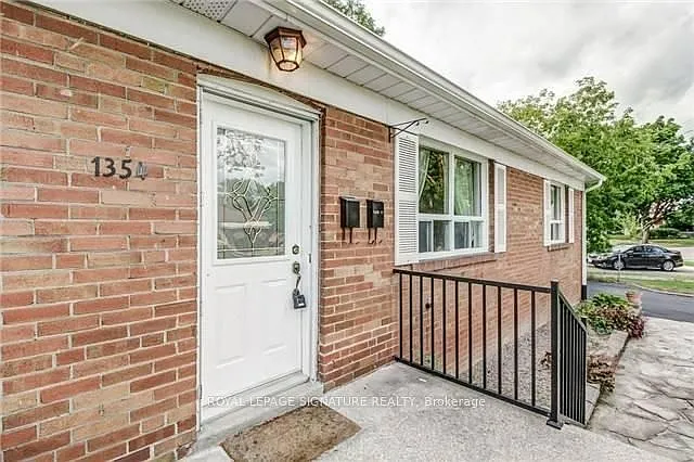 Building Photo - 1354 Augustine Dr #UPPER