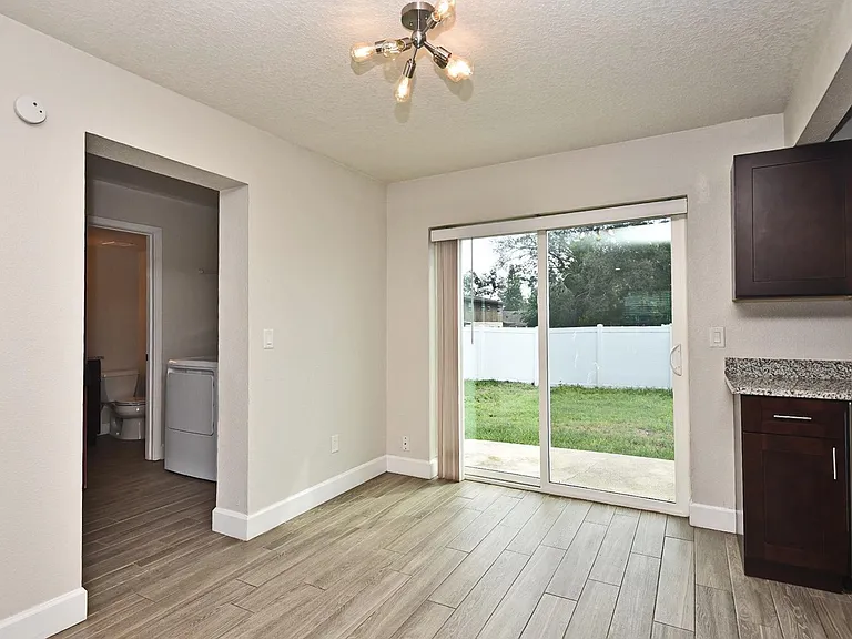 221 Moyses Rd #221 — Photo 3