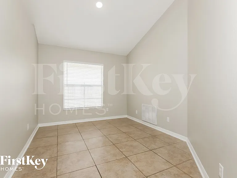 1403 Scotch Pine Dr — Photo 8