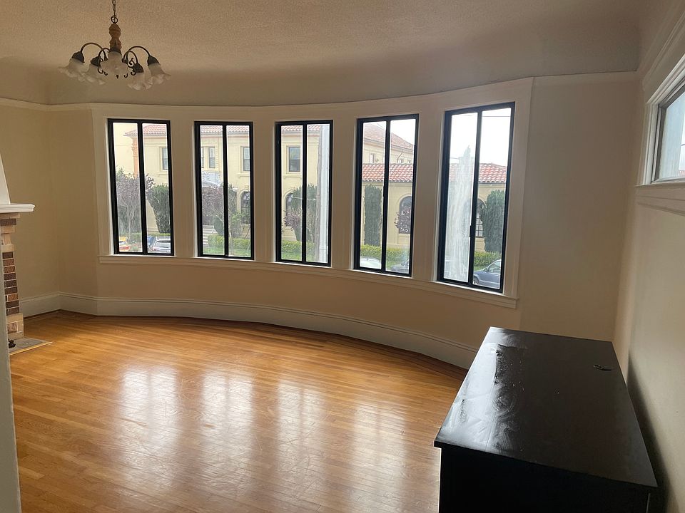 1st image of 2538 17th Ave