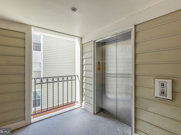 2nd image of 1100 Quaker Hill Dr APT 319