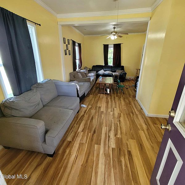 5th image of 11 Bridge Street