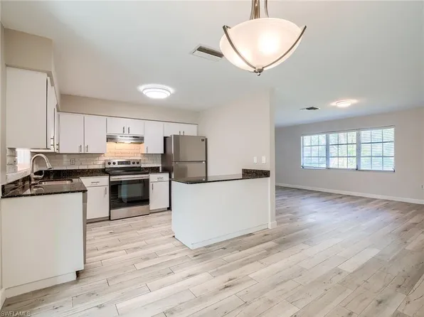 2430 Aldridge AVE, FORT MYERS, FL 33907