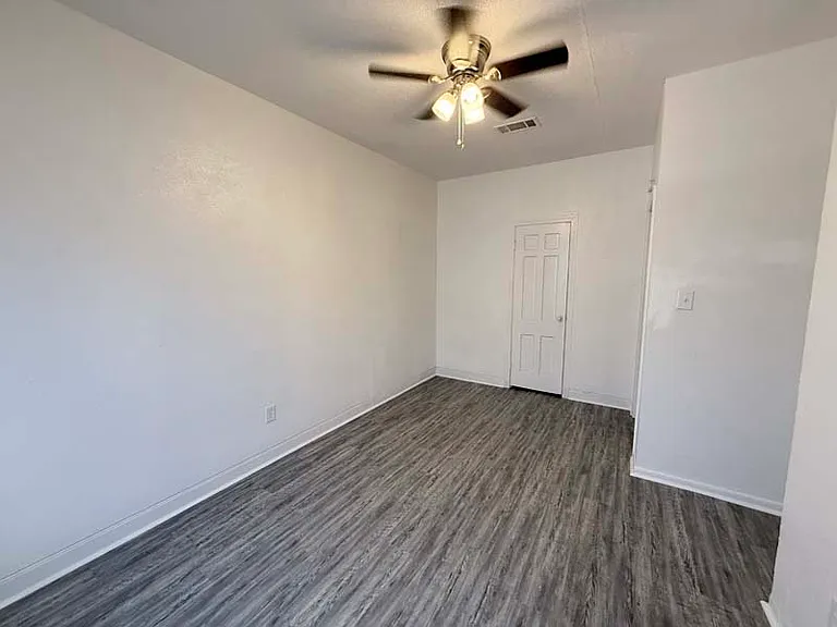 1706 Saunders St #2 — Photo 13