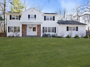 99 Jefferson Ct, Yorktown Heights, NY 10598