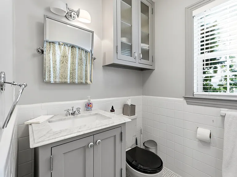 5330 McCommas Blvd — Photo 18