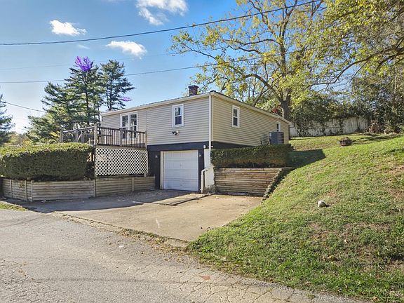 5th image of 259 Mulberry Aly N
