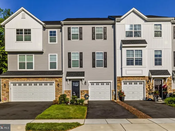 93 Aviary Rd, West Deptford, NJ 08086