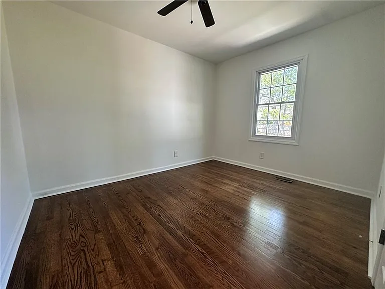 3104 Biggern Ave SE — Photo 8