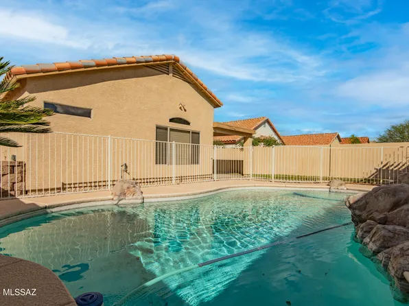 8884 E Marci Lynne Way, Tucson, AZ 85747