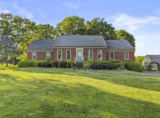 3201 Raven Creek Dr, Lexington, KY 40515
