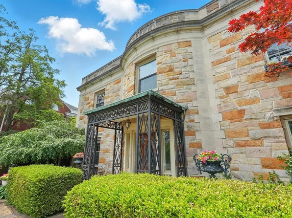 2307 Forest Park Blvd, Fort Wayne, IN 46805